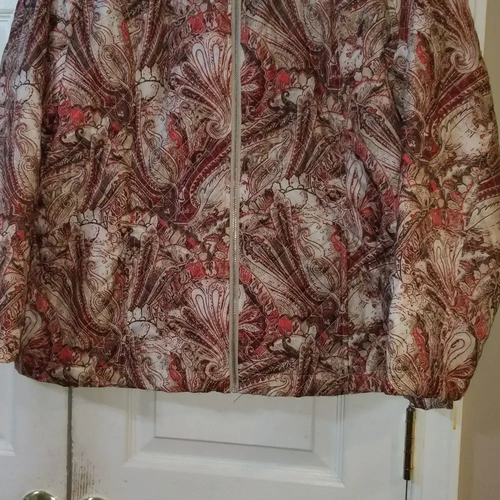 Chico's printed thin puffer jacket full zipper